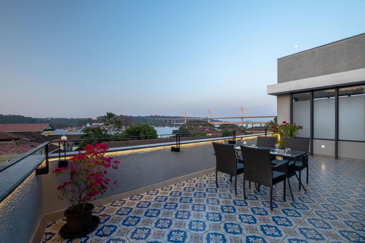 O Pierre - Fontainhas Hotel Panaji Bagian luar foto