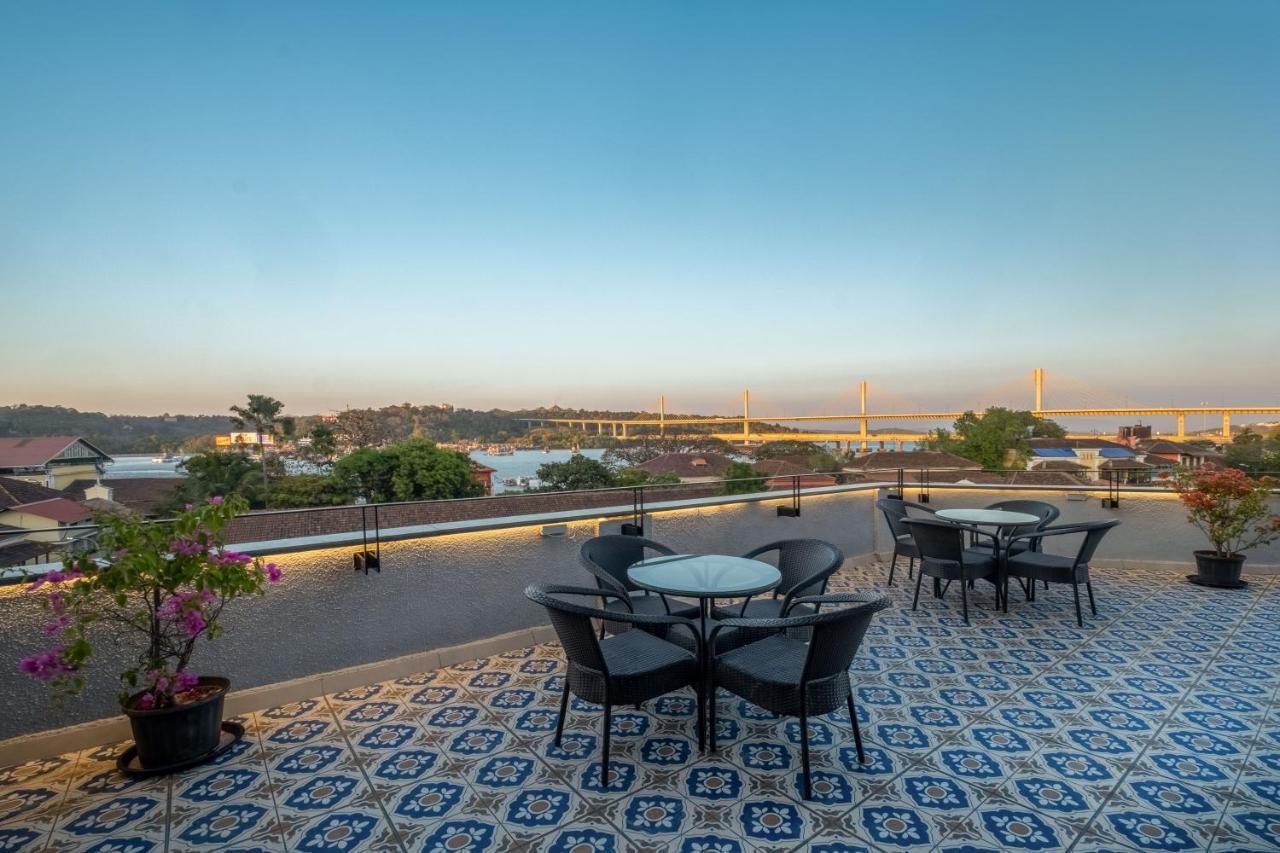 O Pierre - Fontainhas Hotel Panaji Bagian luar foto